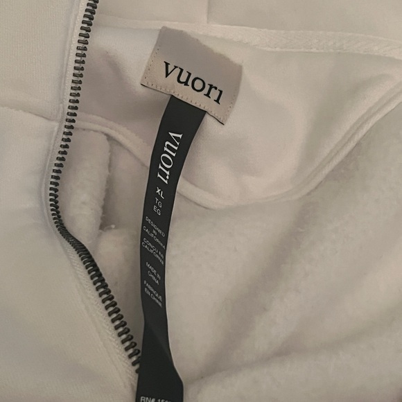 Vuori Restore White Half-Zip Hoodie - Picture 6 of 6